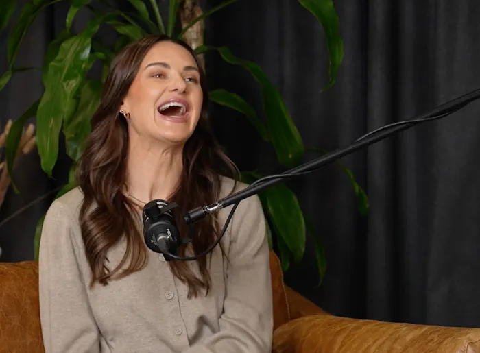 Alice Kunek on Hear Me Roar podcast with Kate and Tobi